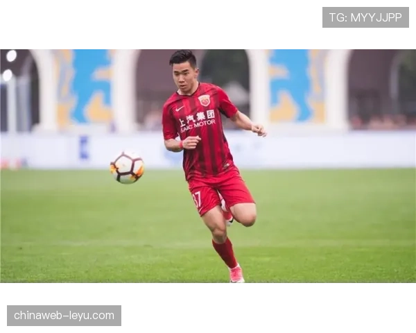 2026世界杯亚洲区门将之争激烈，新秀异军突起引发关注