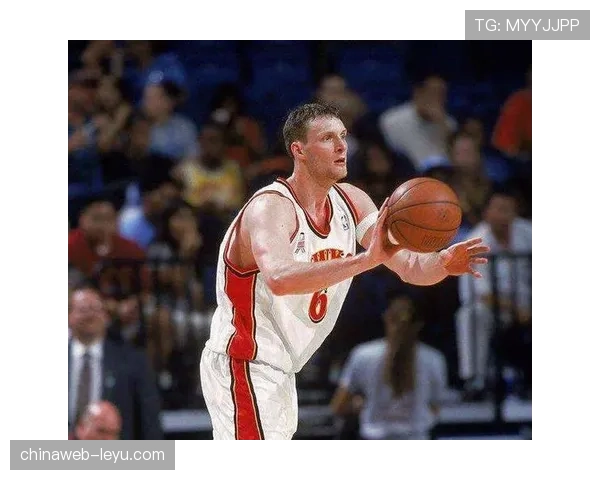 Osimhen创造历史，刷新非洲球员进球纪录引热议