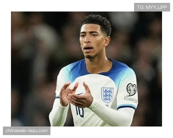 贝林厄姆致敬鲁尼，彰显青春偶像引领英格兰足球新潮流