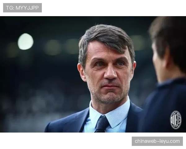 马尔蒂尼防守体系与无球跑位解析 马尔蒂尼防守体系与无球跑位解析