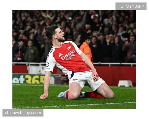 赖斯与罗德里:英超第一后腰之争——防守覆盖与组织调度能力对比 赖斯与罗德里:英超第一后腰之争——防守覆盖与组织调度能力对比