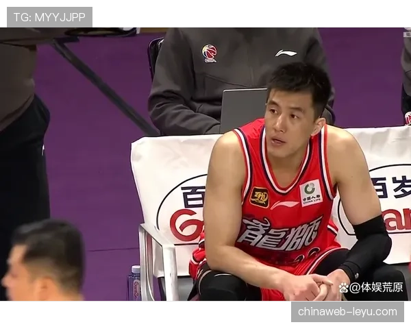 郭艾伦又双叒买豪车了，这回车库都快塞不下吧